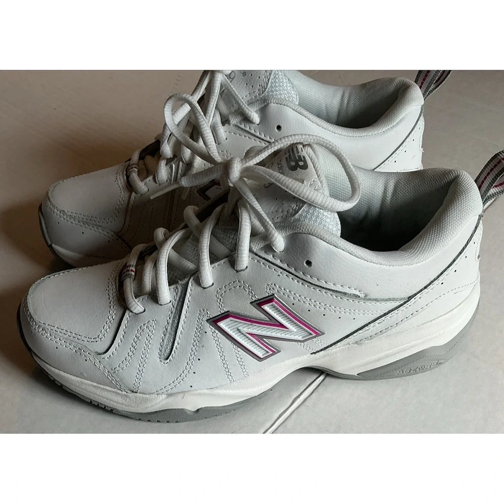 New Balance Women's 619 White & Pink ( WX619WP ) In Size 7.5 B - Picture 3 of 16
